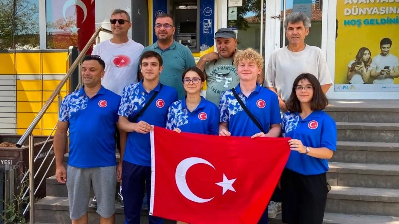 Planör branşında Bursalı 4 sporcu Avrupa şampiyonasında!