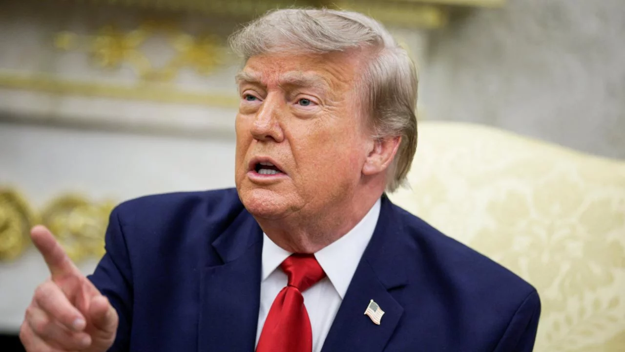 Trump'tan İran'a tazminat &ccedil;ıkışı: "50 yılın hesabını verin"