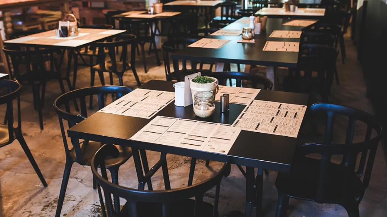 Bursa'daki ünlü restoranın adisyonu gündem yarattı! Normal diyen de var, çok diyen de... 