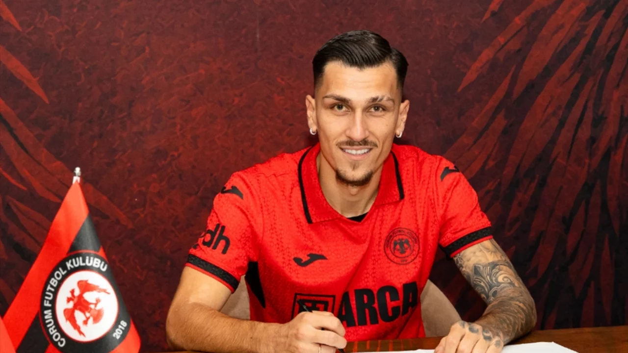 Arca &Ccedil;orum FK'dan transfer hamlesi: Yunan yıldız kadroya katıldı