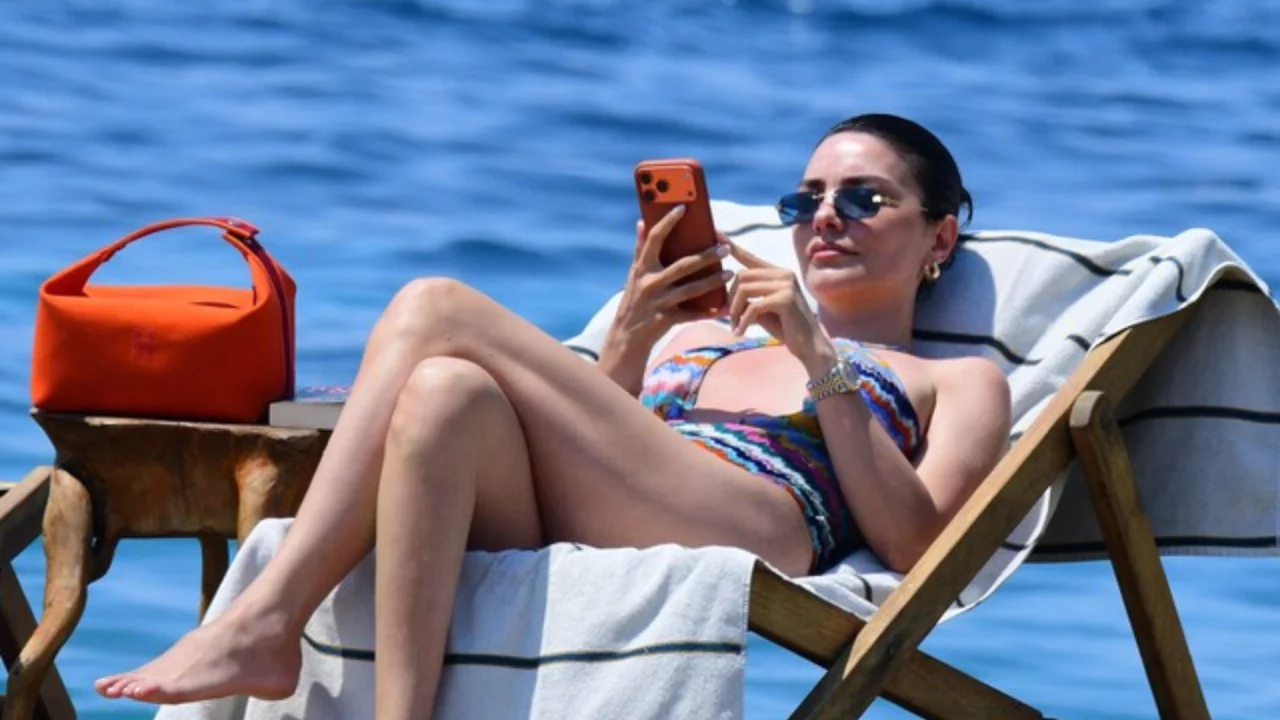 Hazal Filiz Küçükköse Bodrum'da! Yazın tadını doyasıya çıkardı