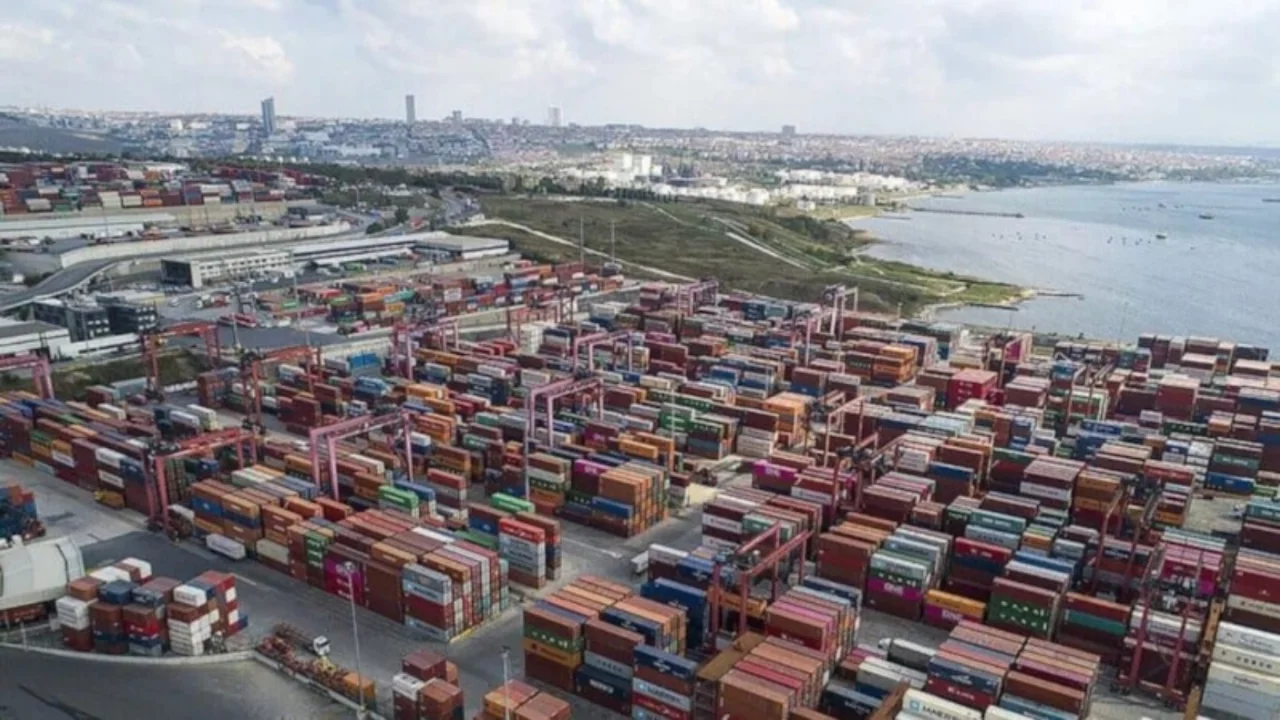 Serbest b&ouml;lgelerde 7 ayda yapılan ihracat rekor kırdı