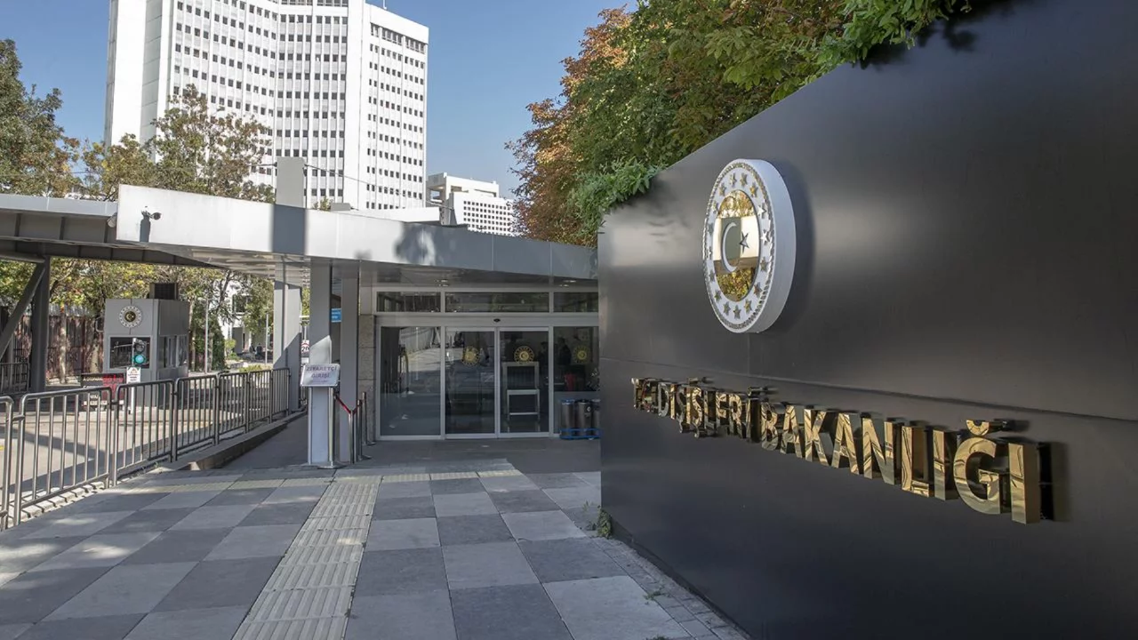 T&uuml;rkiye'den Kolombiya'nın Golan Tepeleri kararına sert tepki