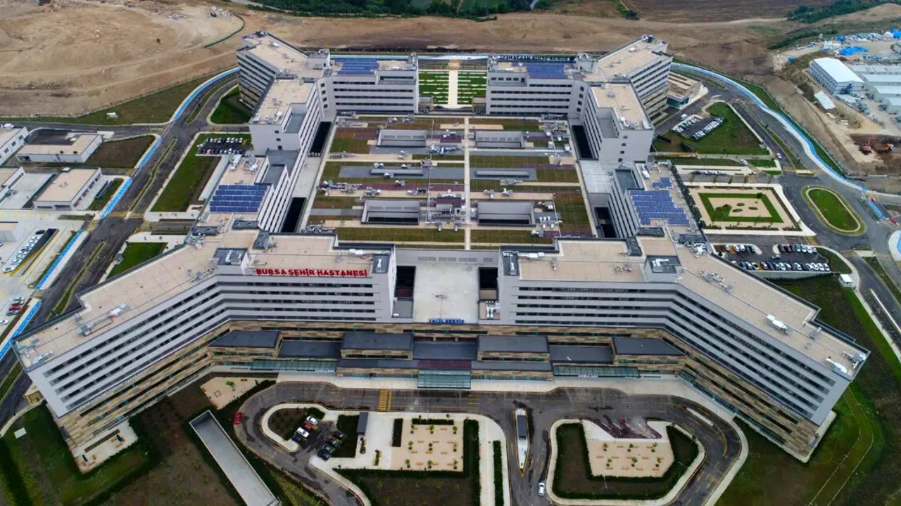 Bursa Şehir Hastanesi'ne &ccedil;ok sayıda personel alınacak! Şartlar ve detaylar belli oldu