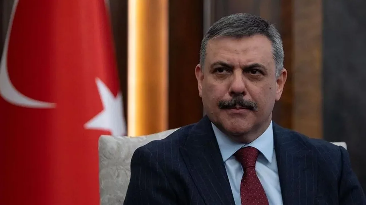 Bakan &Ccedil;ift&ccedil;i: "Ter&ouml;r &ouml;rg&uuml;t&uuml; b&uuml;t&uuml;n unsurlarıyla tasfiye edilecek"