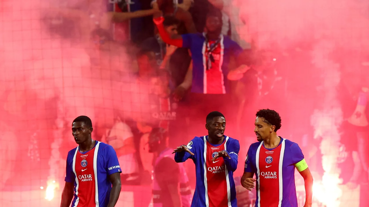 PSG, UEFA S&uuml;per Kupa finalinde Aston Villa'yı ge&ccedil;erek kupaya uzandı