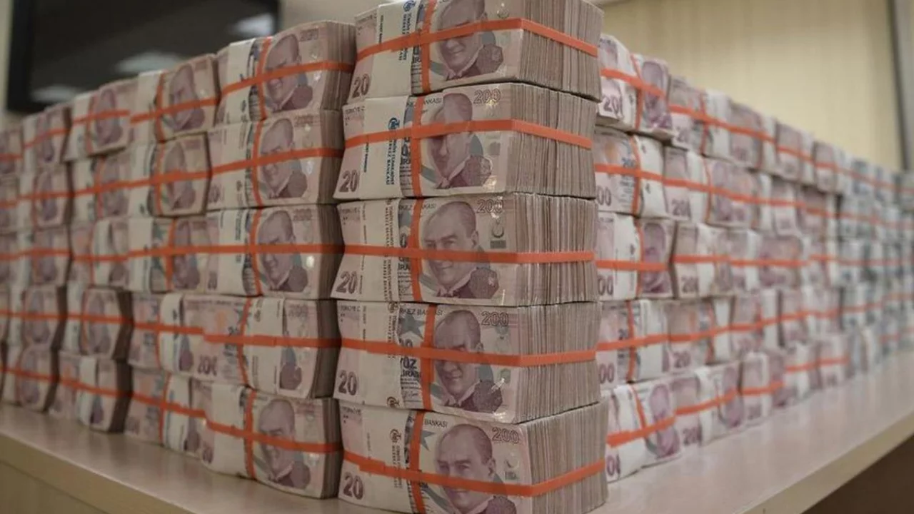 T&uuml;rkiye'nin vergi rekortmenleri belli oldu! Bursa'daki tek isim kendini gizledi
