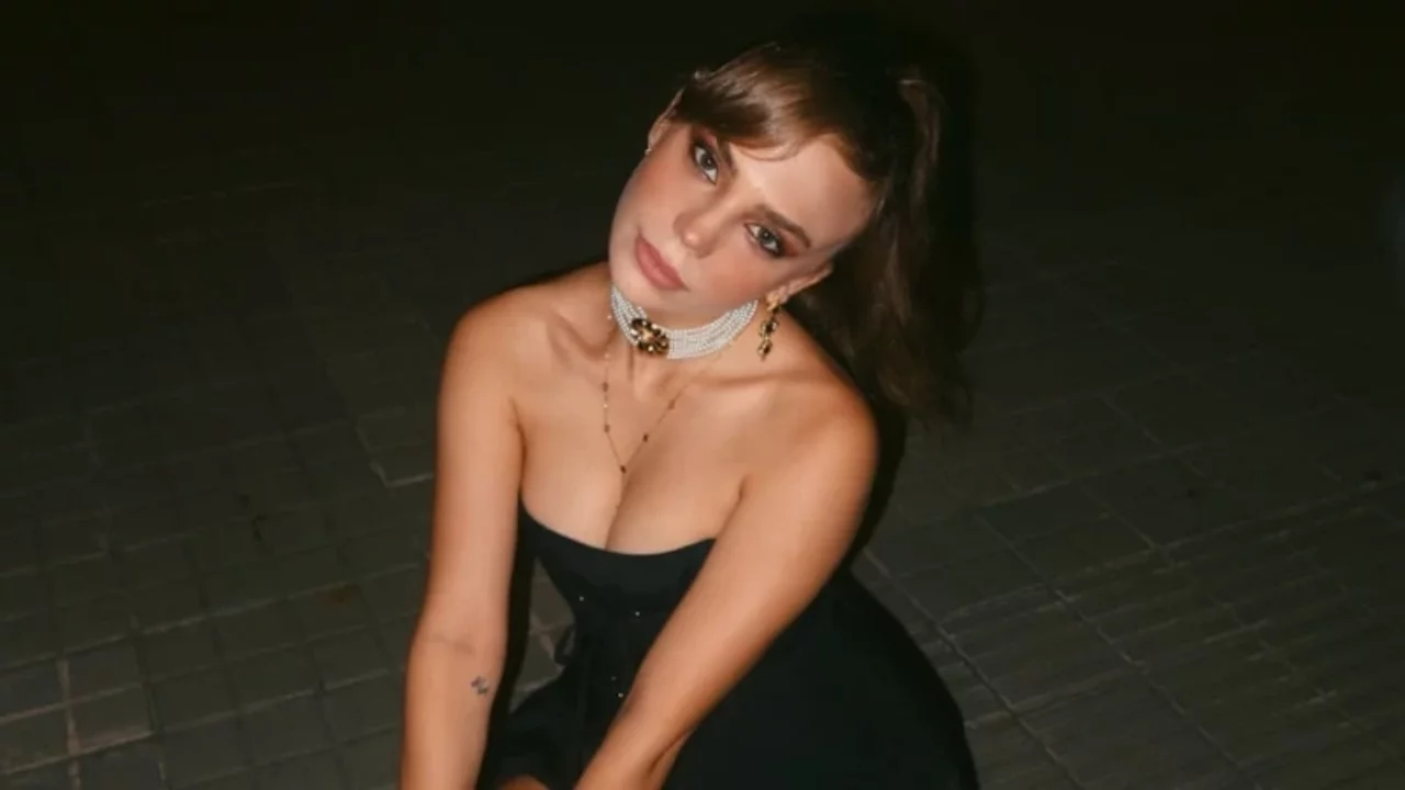 Bahar Şahin yine imaj değiştirdi! Kuaförden çıkınca kendisi bile pişmanlıktan korktu
