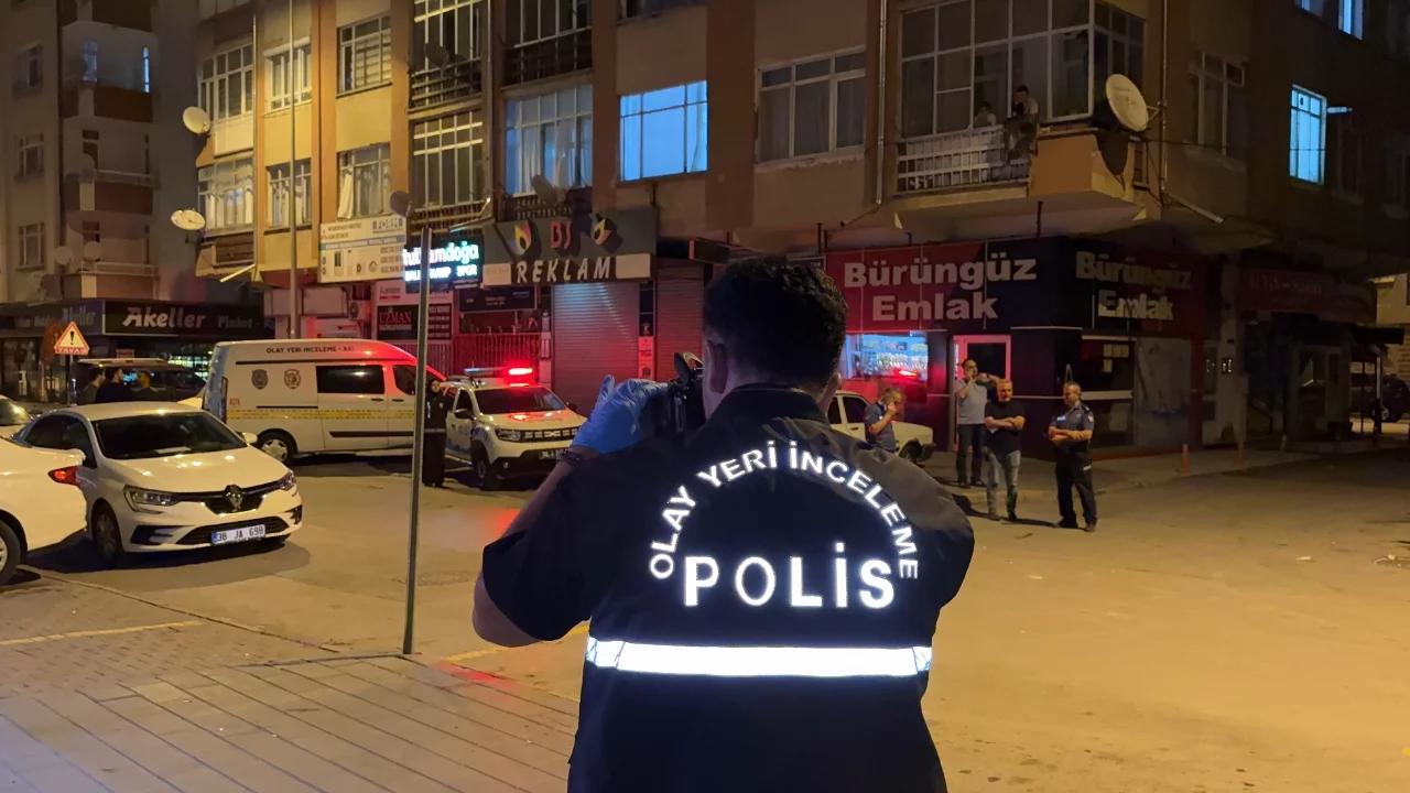 Kayseri'de bıçaklı saldırı dehşeti kamerada: Cinayet anları ortaya çıktı