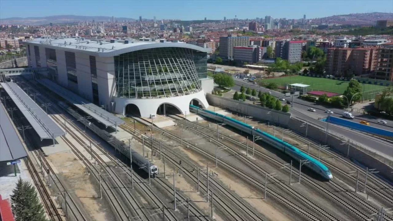 Bursa'yı da kapsayan dev proje! Hızlı tren ağında b&uuml;y&uuml;k genişleme