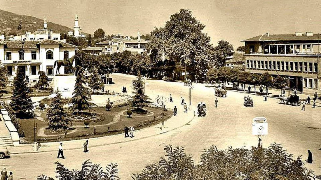 Bursa'nın 50 yıl &ouml;nceki hali: Şehir nasıl değişti?