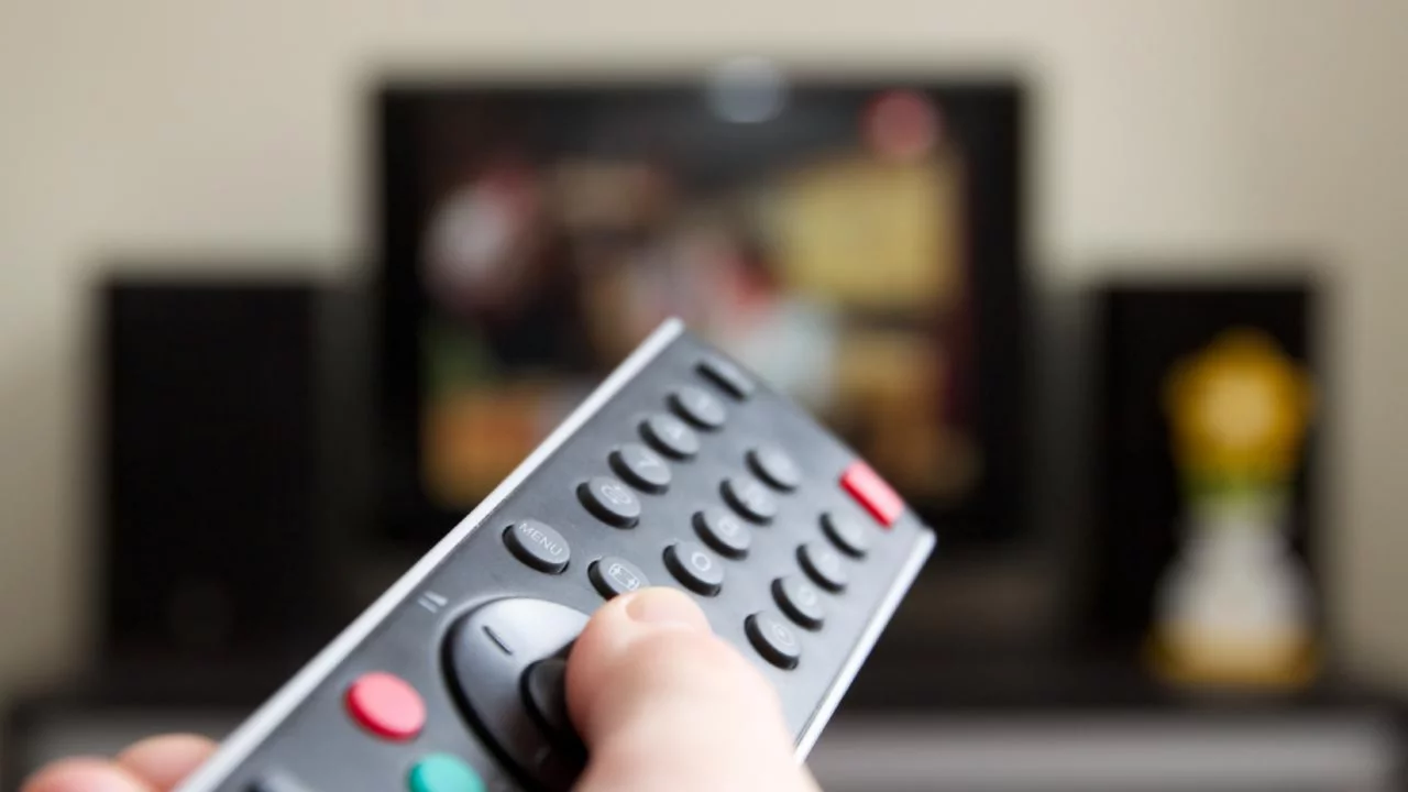 T&uuml;rksat Frekansları değişiyor: Televizyonlarda bu ayarı yapın