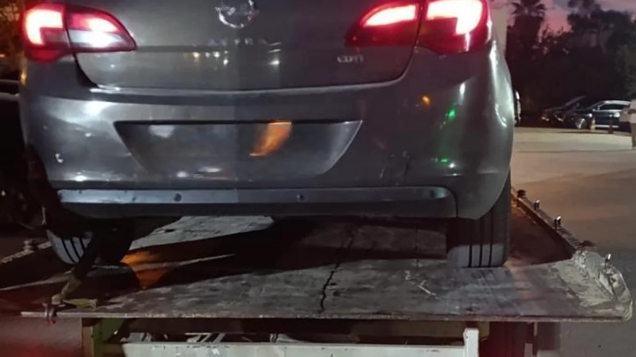 Kentte korsan taksi denetimi: "62 ara&ccedil; trafikten men edildi"