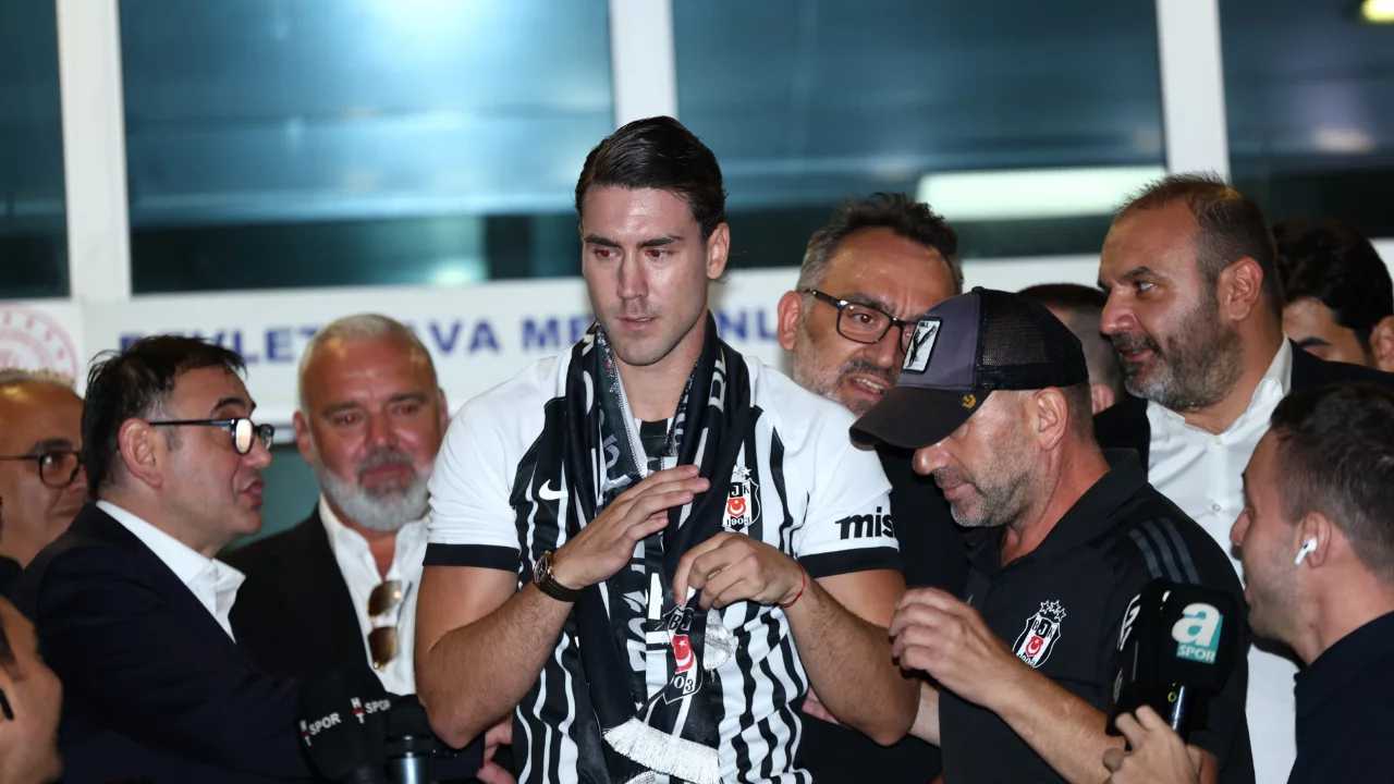 Beşiktaş'tan UEFA listesinde Dusan Vlahovic hamlesi!