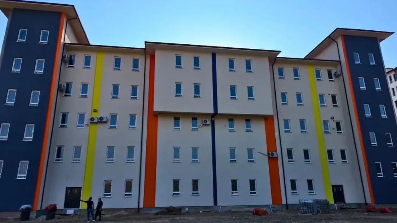 Bursa'da eğitime g&uuml;&ccedil;l&uuml; destek! 4 yeni okul...