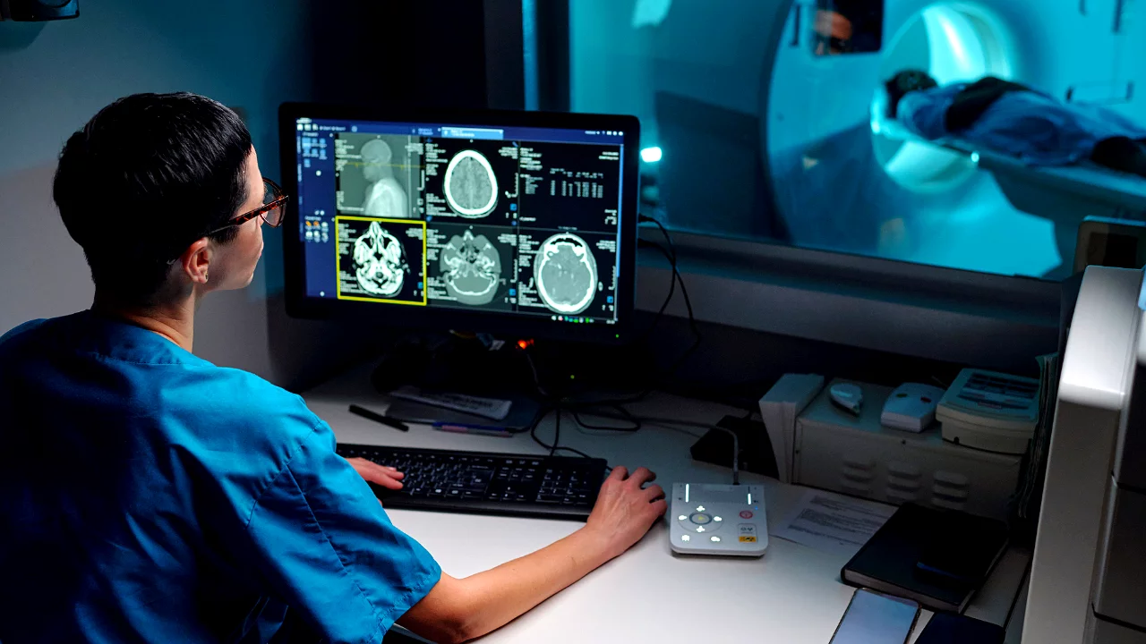 MR Linac Nedir? Kanser Tedavisinde MR Eşliğinde Radyoterapi Nasıl Uygulanır?