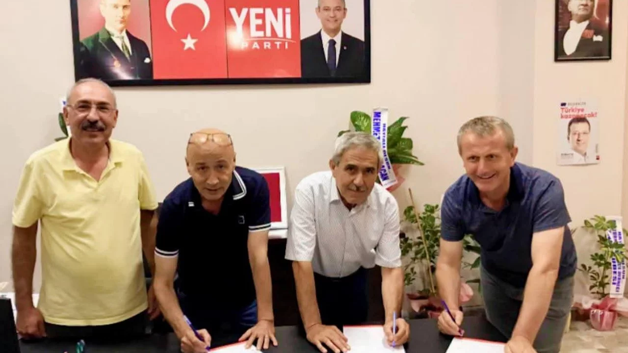 Bursa'da partiler arası ge&ccedil;iş s&uuml;r&uuml;yor! İl&ccedil;ede siyasi denge tamamen değişti