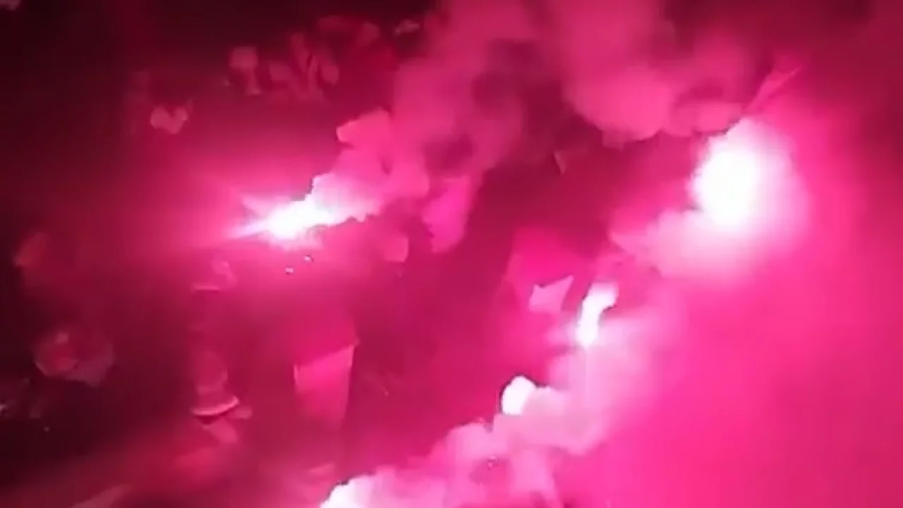 Bursa'da kız isteme eğlencesinde havai fişek paniği!