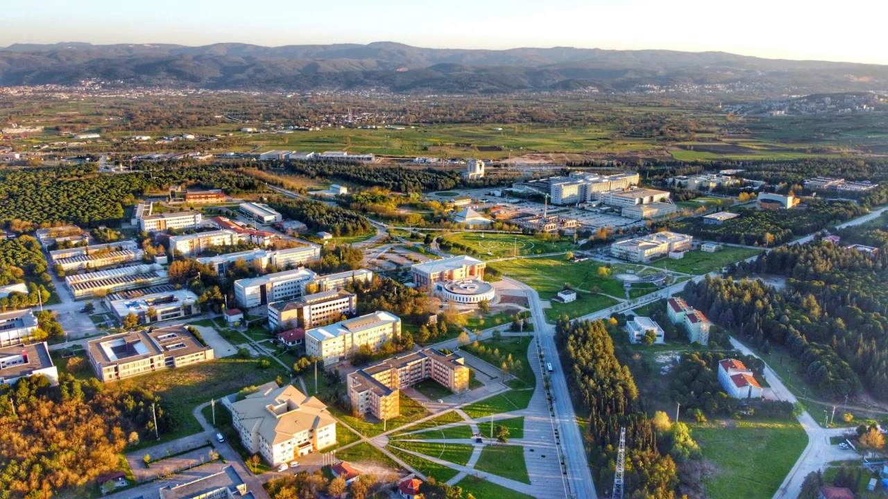 Bursa'daki 16 bin dönümlük dev kampüste rekor doluluk! Yüzde 100'e dayandı...
