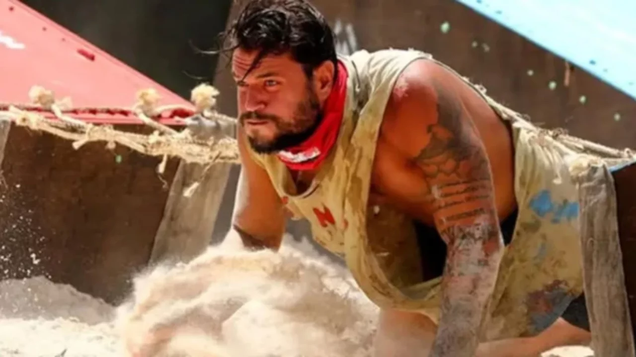 Survivor Osman Can Ural evlendi! Kayra ile d&uuml;nyaevine girdi, nikahtan ilk kare geldi