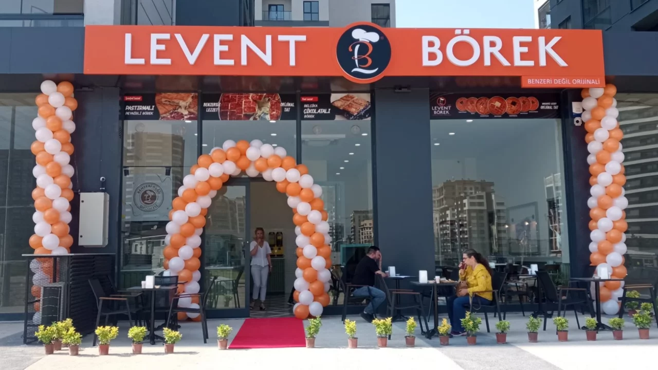 Bursa'da da şubeleri bulunan ünlü börek zincirine kayyım kararı!