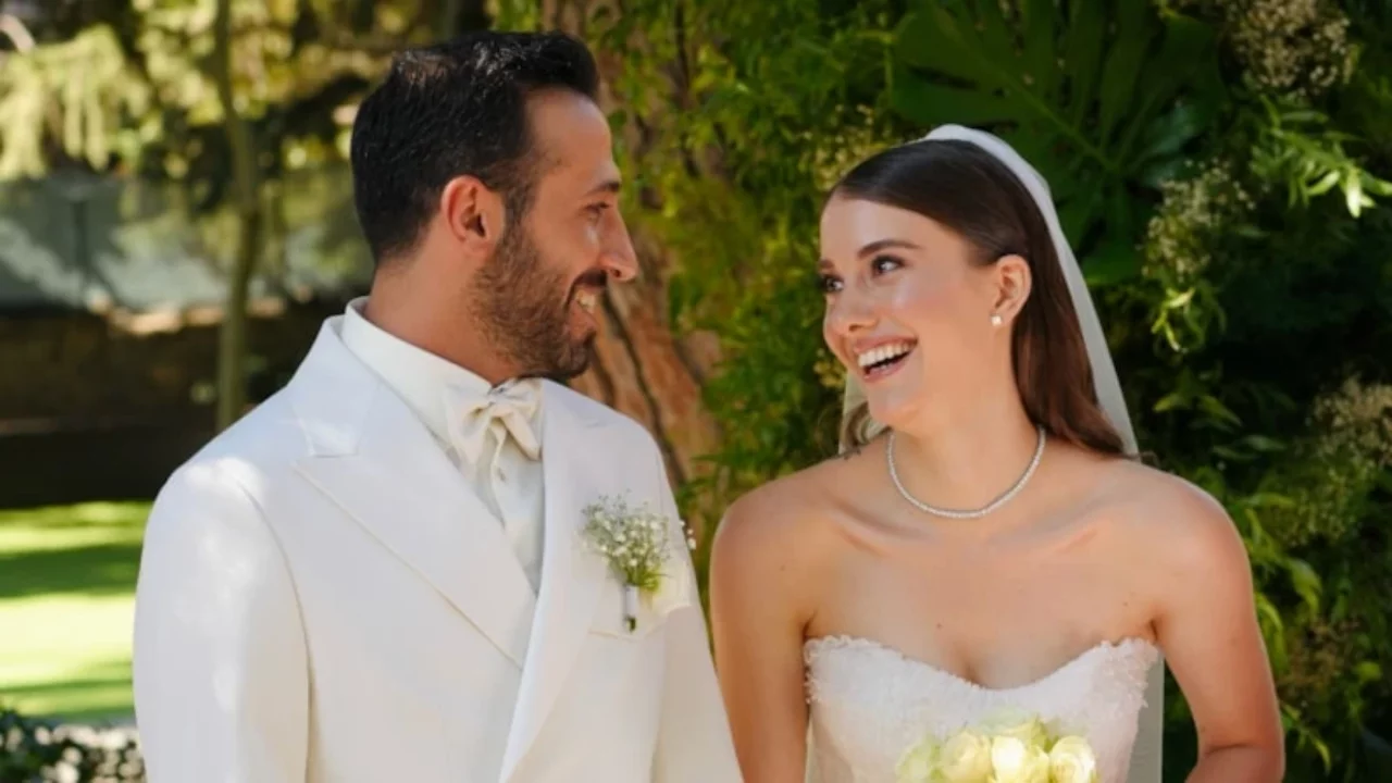 Beril Pozam'dan müjdeli haber: Anne oluyor! "Hamileyim"