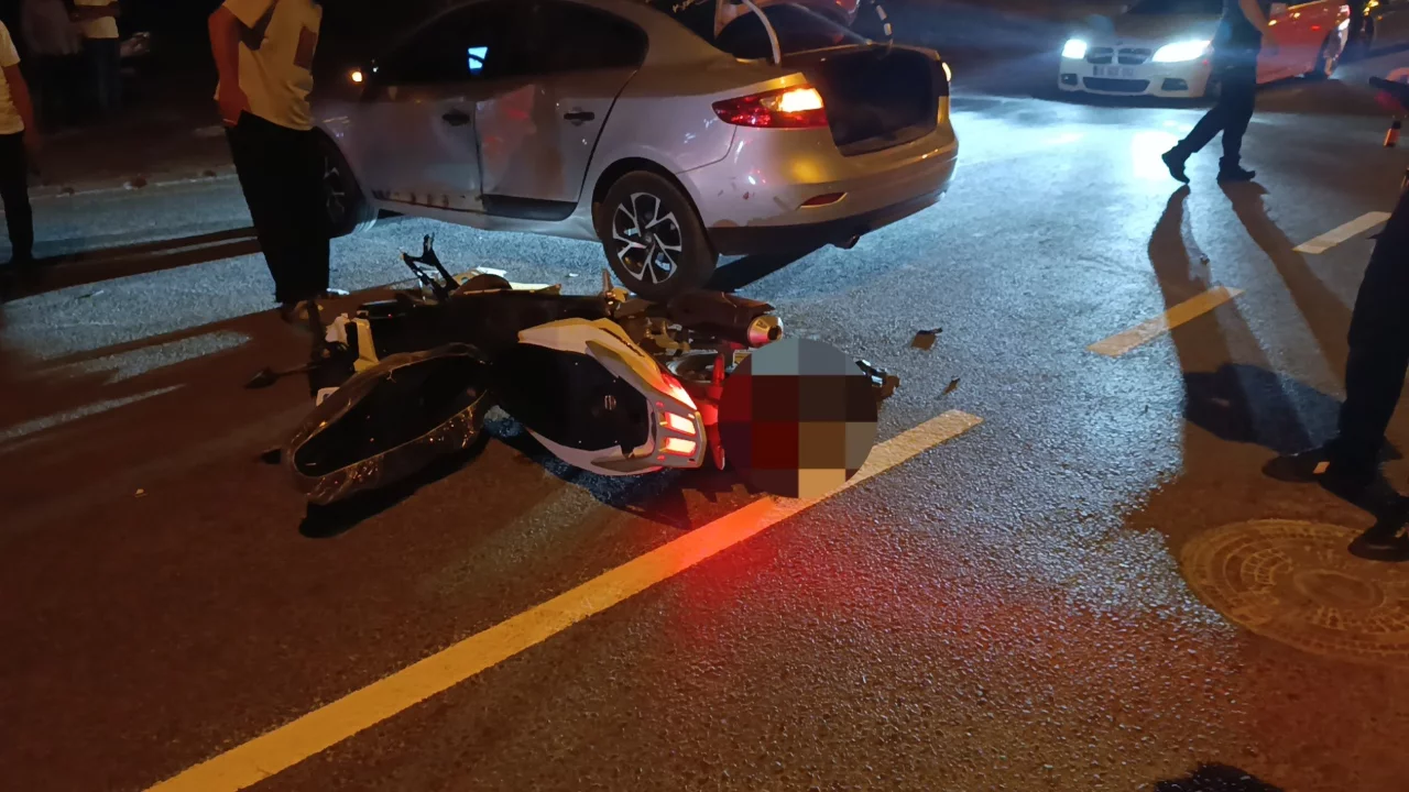 Kırşehir'de ters y&ouml;n kazası: Motosiklet s&uuml;r&uuml;c&uuml;s&uuml; yaralandı
