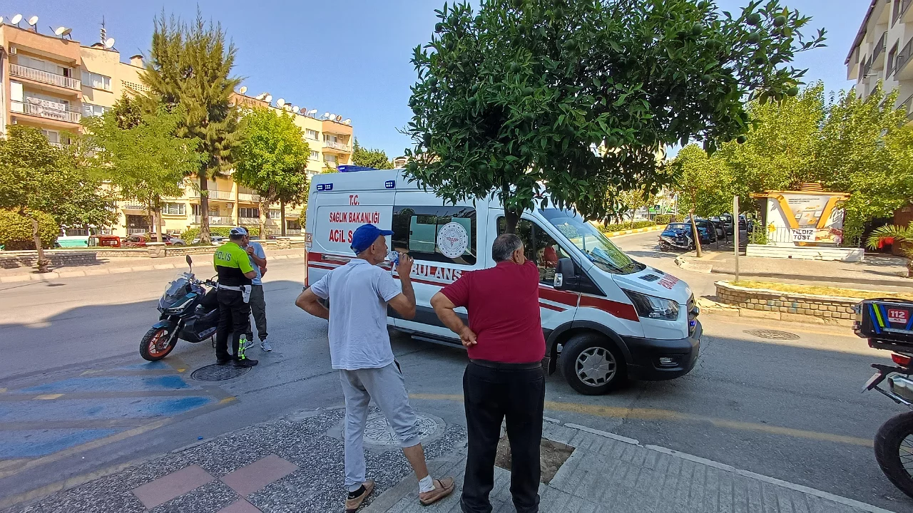 İki motosiklet kafa kafaya çarpıştı: 2 yaralı