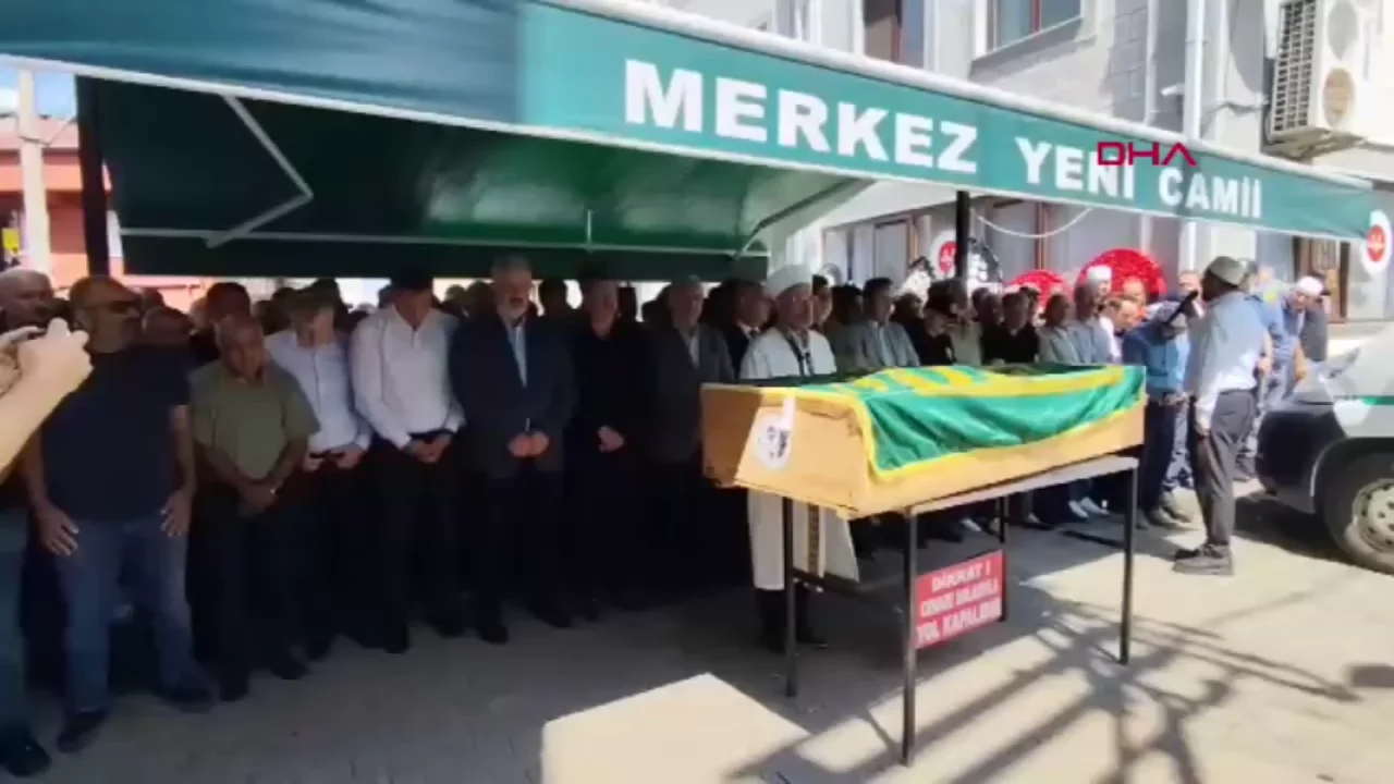 Giresun'da selde ölen liseli Muhammed, son yolcuğuna uğurlandı