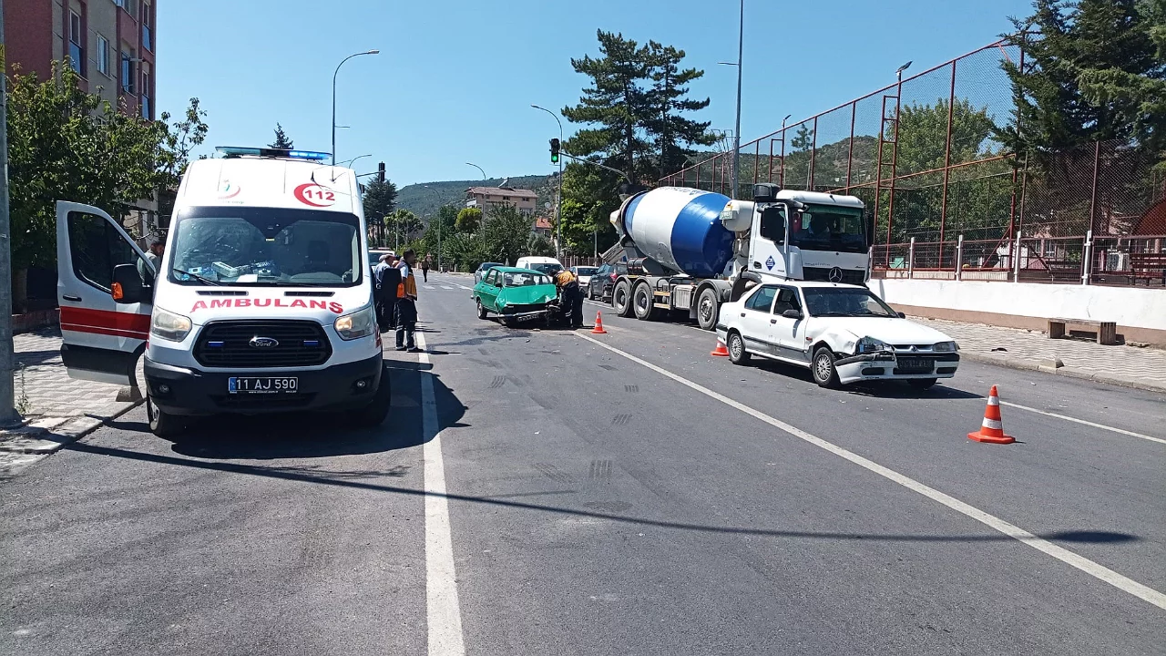 Meydana gelen trafik kazasında 1 kişi yaralandı