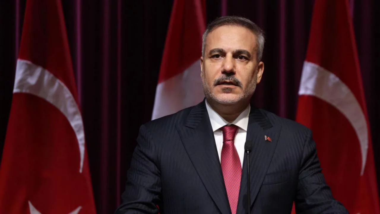 Hakan Fidan'dan kritik temaslar