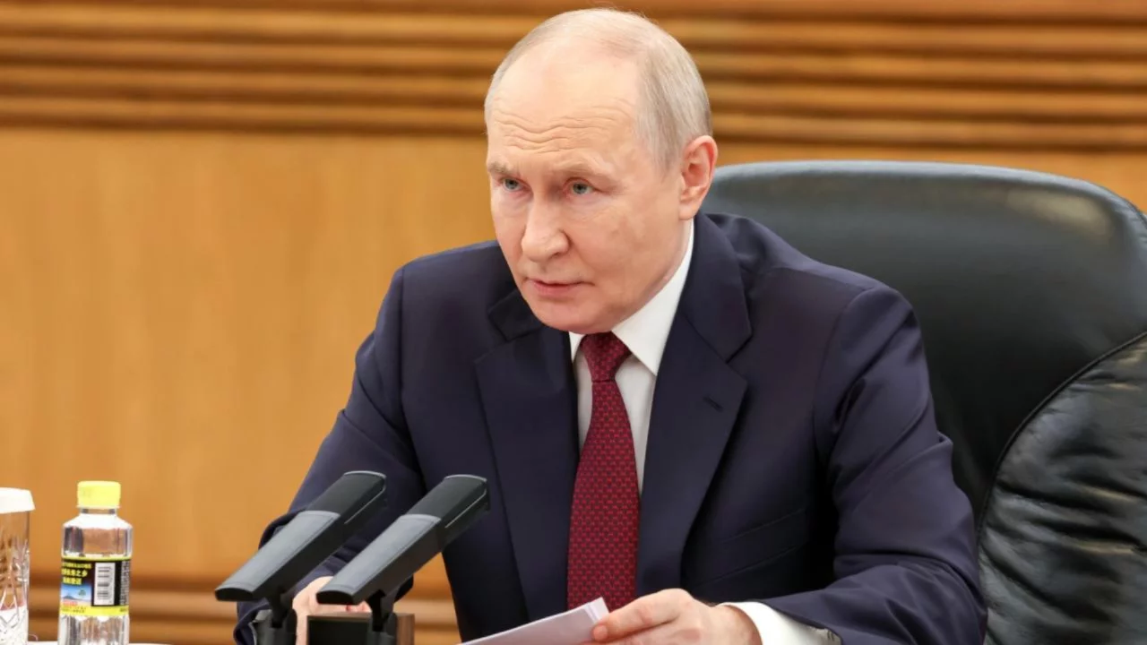 Putin a&ccedil;ıkladı: Rusya'dan 30 gigavatlık yeni n&uuml;kleer enerji hamlesi