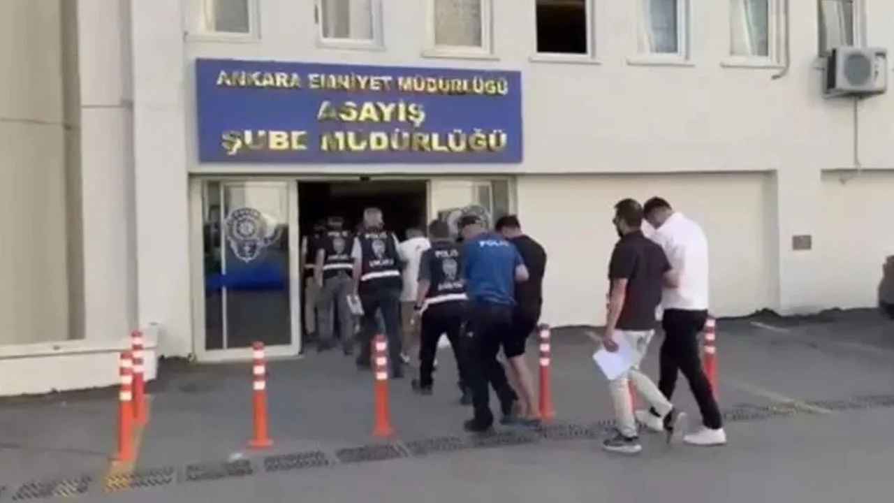 Başkentte fuhuş operasyonu! 29 kadın kurtarıldı, 12 ş&uuml;pheli tutuklandı