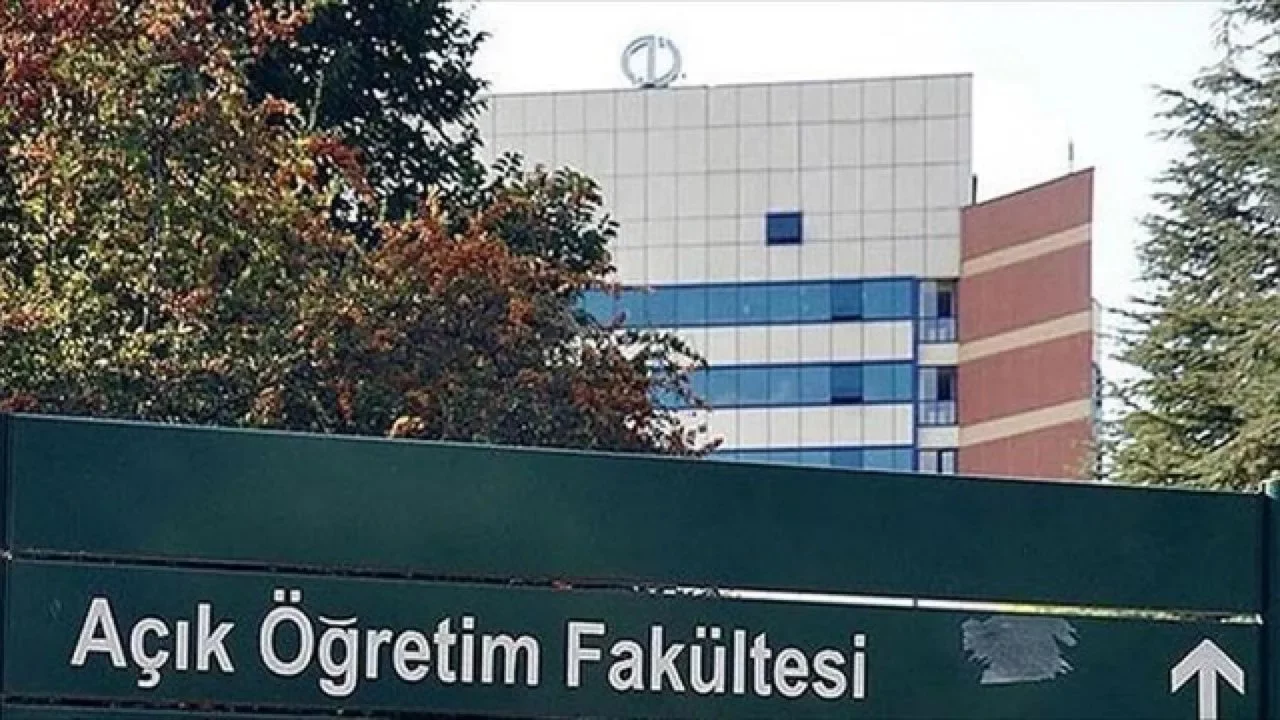 AÖF kayıt yenileme tarihleri 2026 açıklandı! Kayıtlar ne zaman başlayacak? 