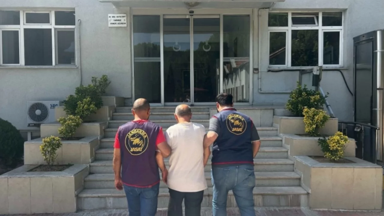 Çanakkale'de jandarmadan geniş çaplı operasyon: 17 kişi tutuklandı