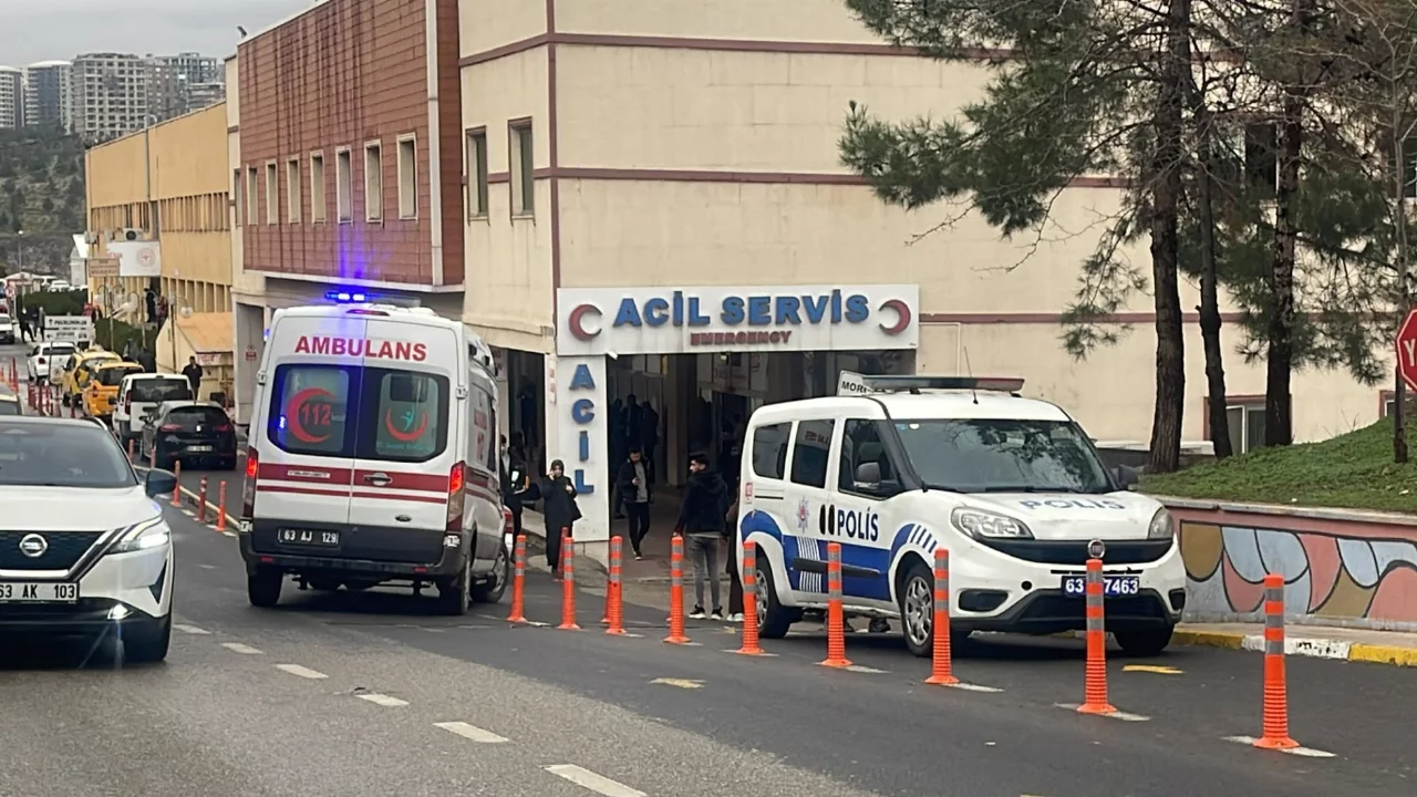 Siverek'te 22 yaşındaki gen&ccedil; kadın 5. kattan d&uuml;şerek hayatını kaybetti