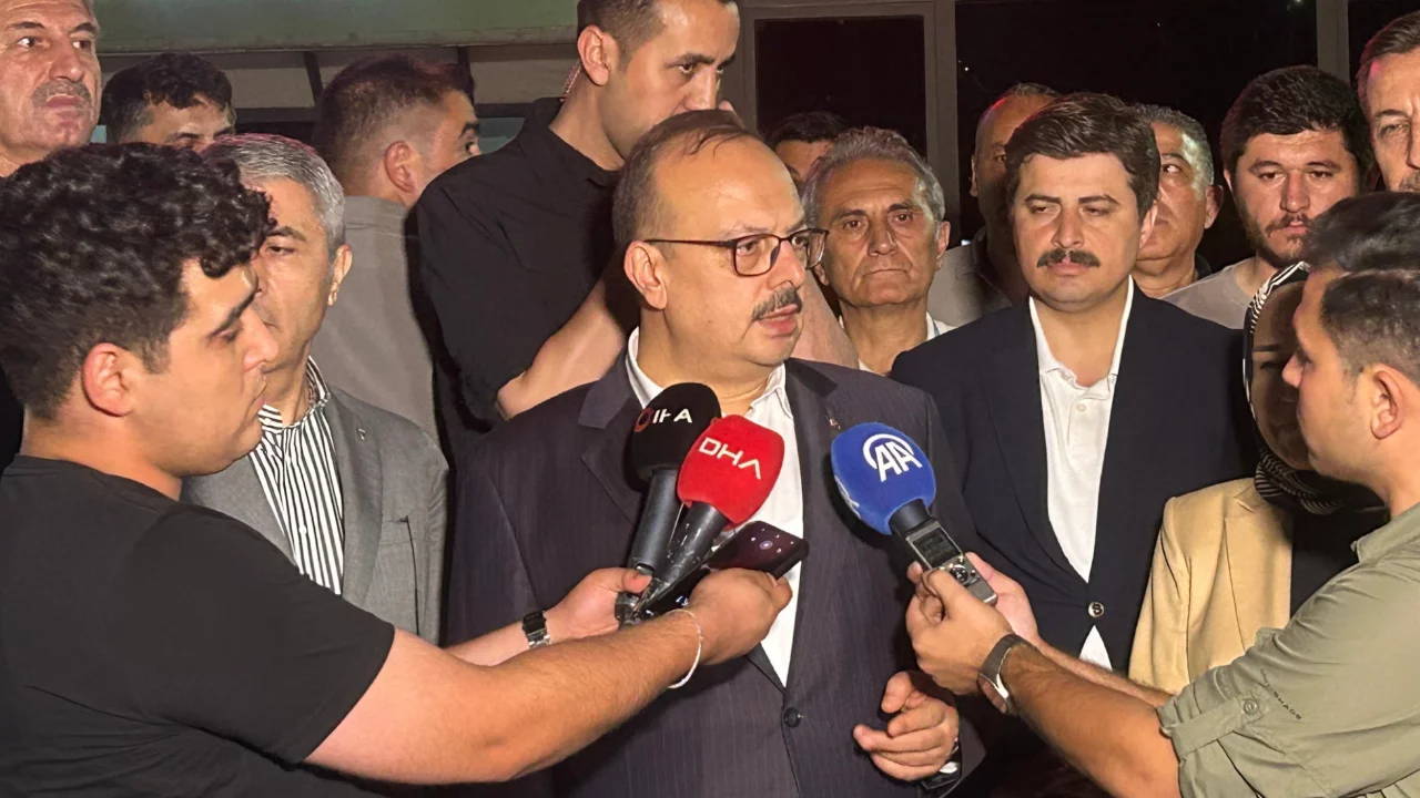 Ankara Valisi Canbolat'tan maden kazası a&ccedil;ıklaması: "4 vatandaşımızın durumu ağır"