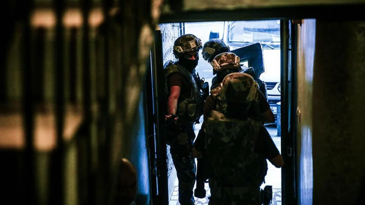 DEAŞ operasyonunda 7 tutuklama