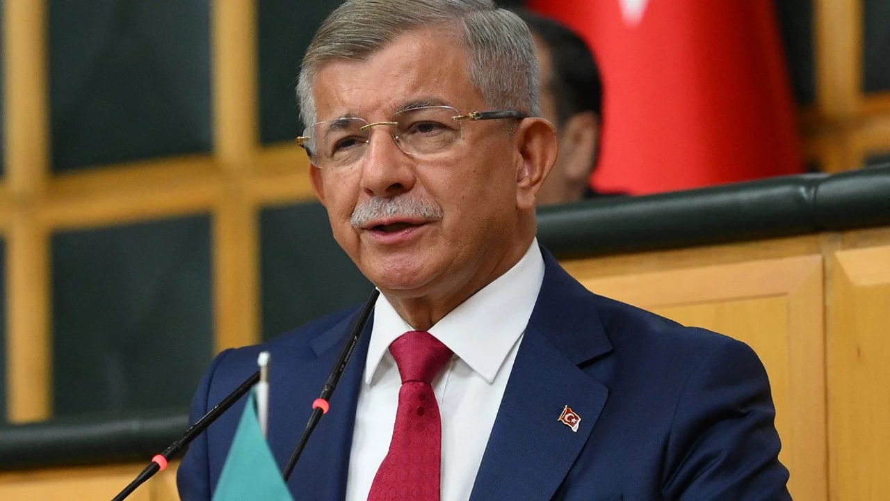 Gelecek Partisi resmen feshedildi