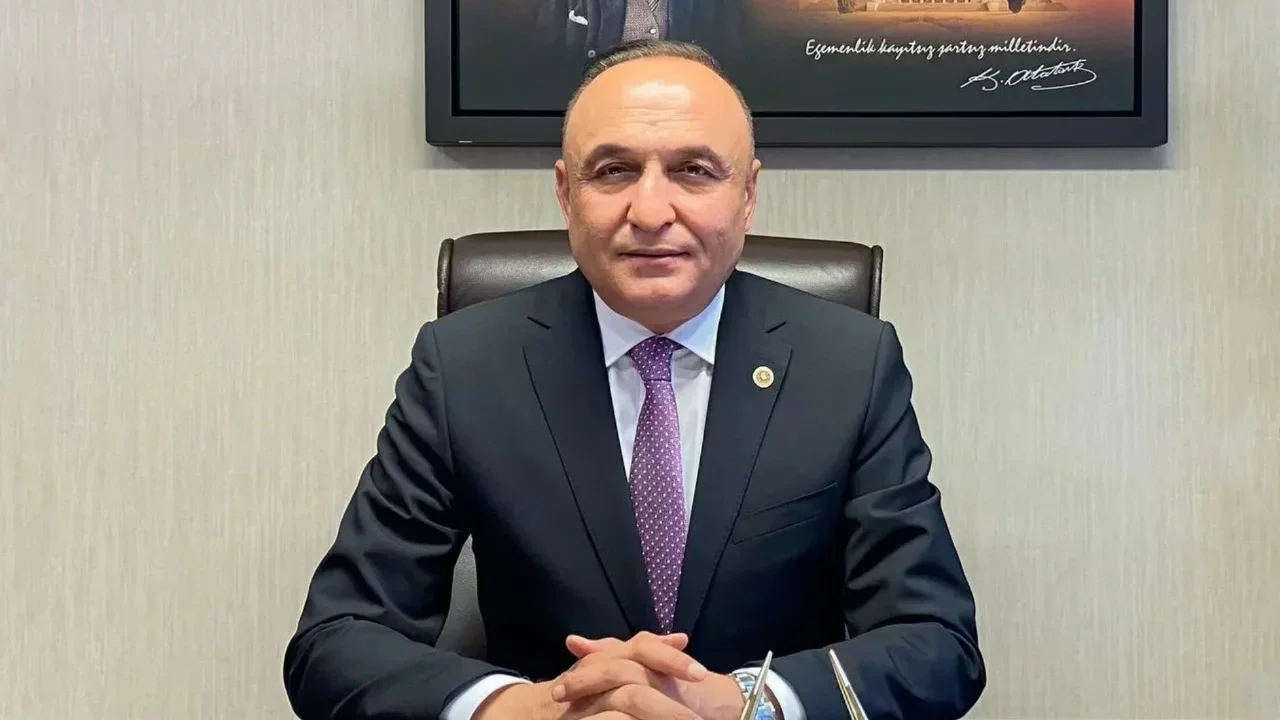 Bı&ccedil;aklanan Yeni Parti Milletvekili Melih Meri&ccedil; ent&uuml;be edildi