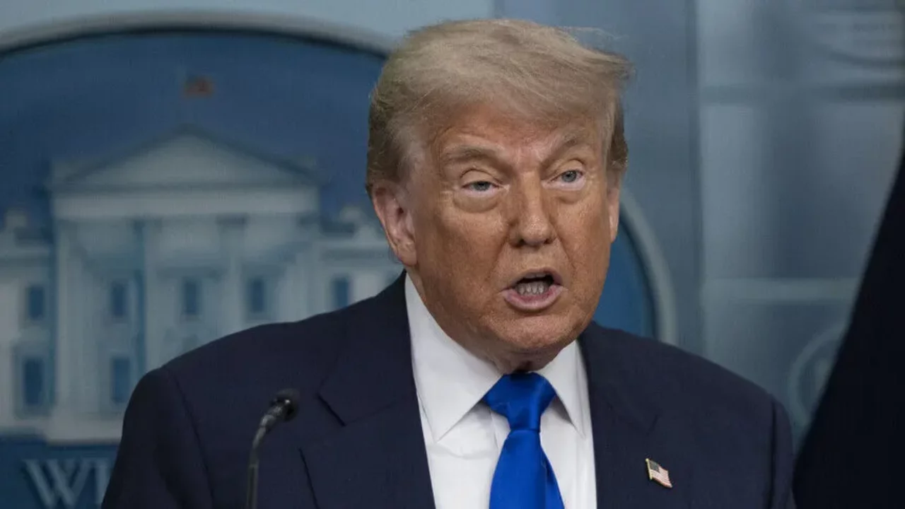 Trump'tan Kanada'yı kızdıracak 'eyalet' g&ouml;ndermesi