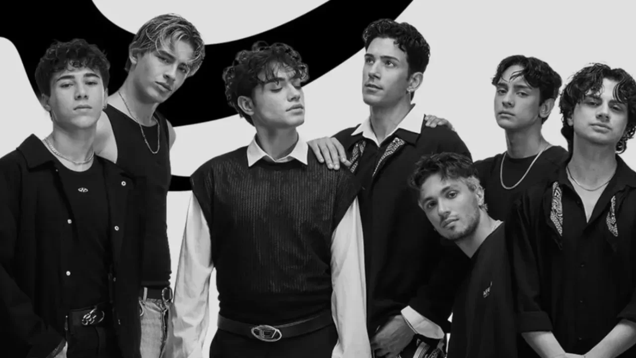 Türkiye'nin yeni boyband'i CRUSH gündemde! İlk konserlerin bilet fiyatları şaşkına çevirdi