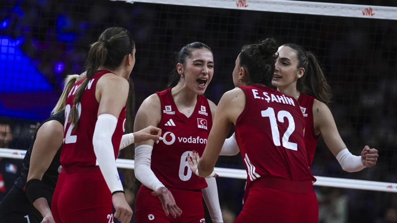 Filenin Sultanları'nın Slovenya ile Karşılaşacak! T&uuml;rkiye-Slovenya Voleybol Ma&ccedil;ı Ne Zaman, Saat Ka&ccedil;ta?