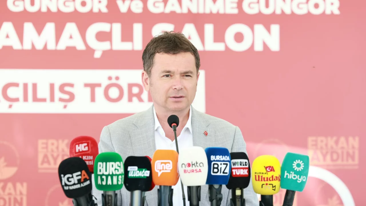 Osmangazi'de bir mahalle daha salonuna kavuştu: &Ccedil;aybaşı'na &ccedil;ok ama&ccedil;lı hizmet alanı
