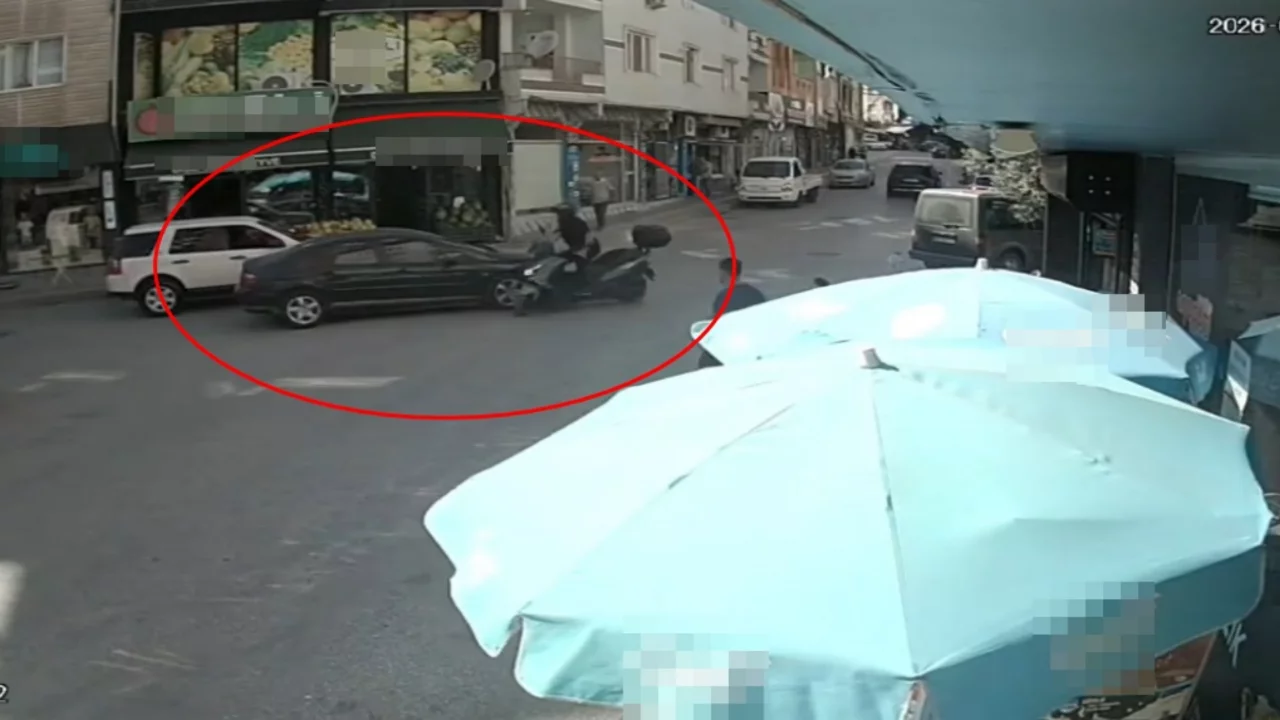 Bursa'da motosiklete &ccedil;arpıp ka&ccedil;tı! Kamera g&ouml;r&uuml;nt&uuml;leri ortaya &ccedil;ıktı
