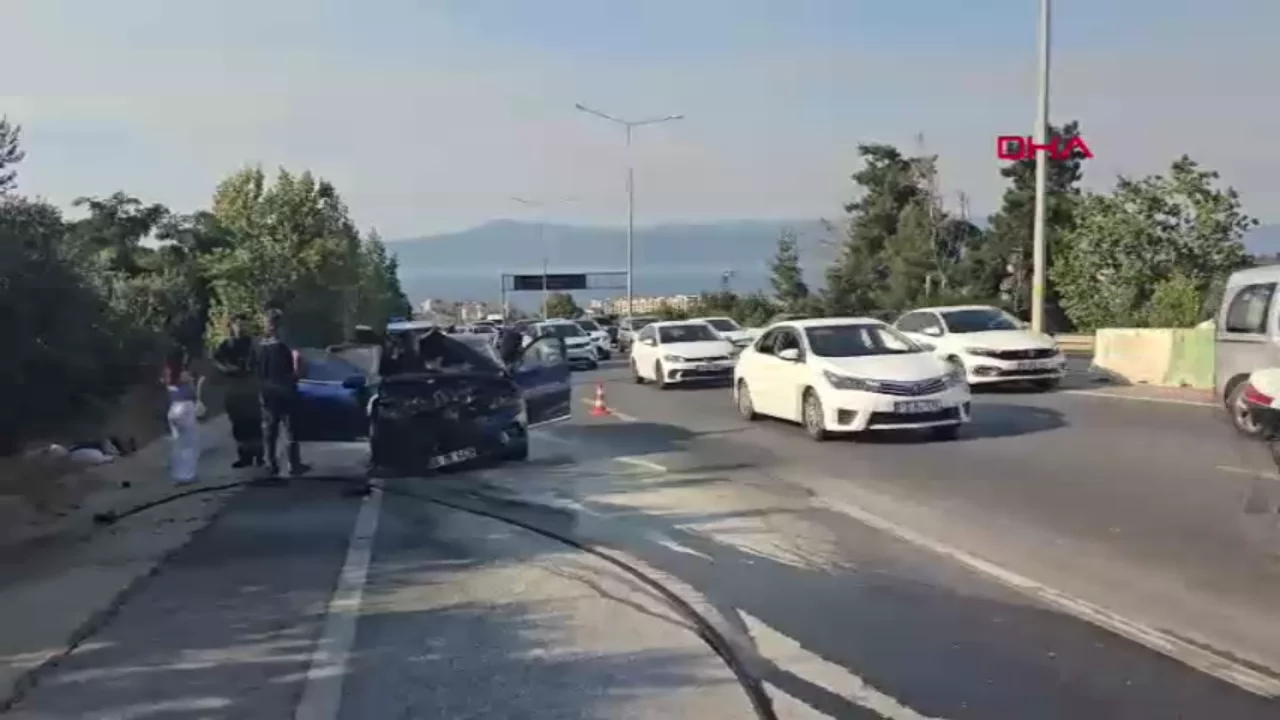Bursa'da y&uuml;rekleri ağza getiren an! Otomobil bir anda alev aldı