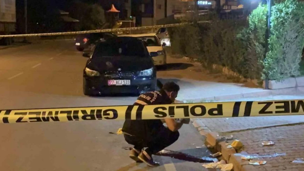 Baba-oğul arasında 'sigara parası' kavgası: 1'i ağır 2 yaralı