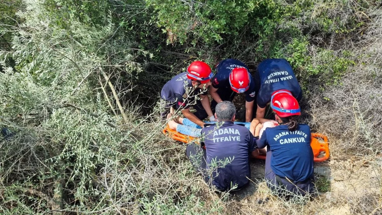 Seyir tepesinde feci kaza! 200 metrelik uçuruma yuvarlandı 