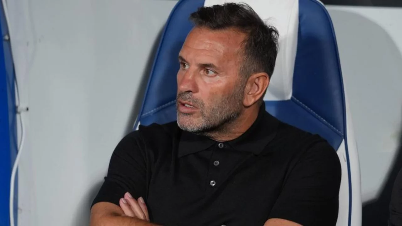 Okan Buruk'tan s&uuml;rpriz kadro tercihi kararı!