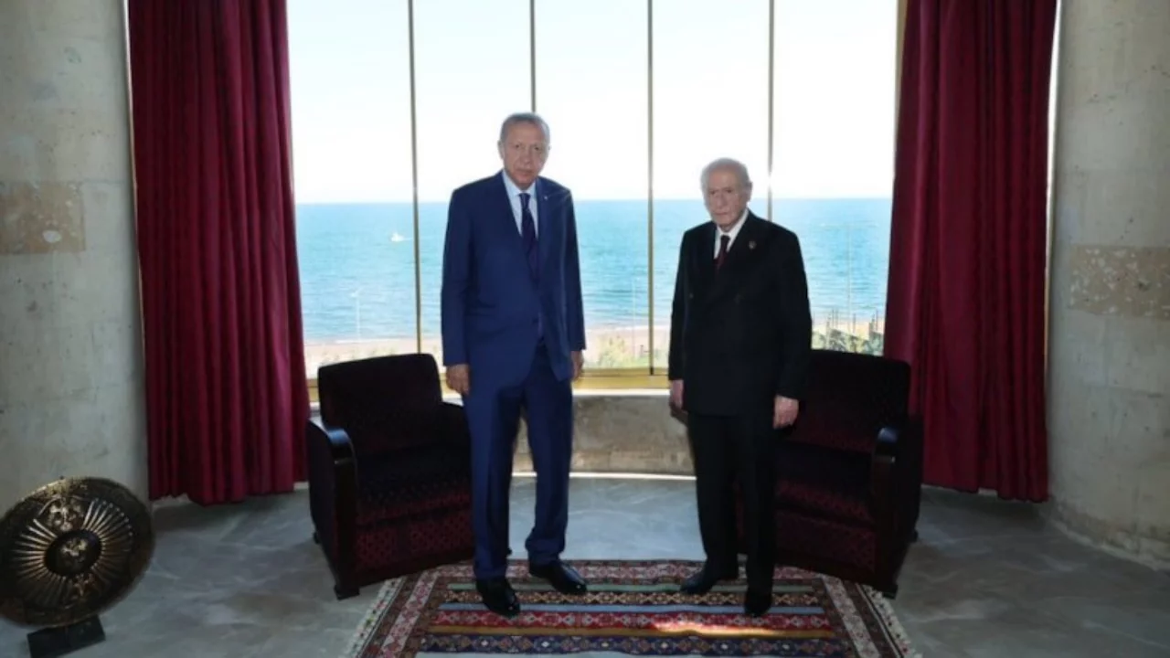 Cumhurbaşkanı Erdoğan, Devlet Bah&ccedil;eli ile g&ouml;r&uuml;şt&uuml;